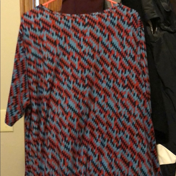 Top - Picture 3 of 5